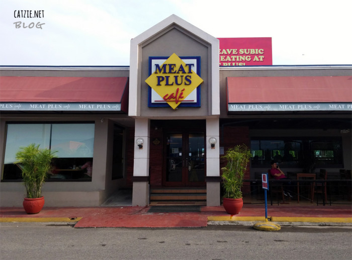 front-door-meat-plus-cafe-subic-review